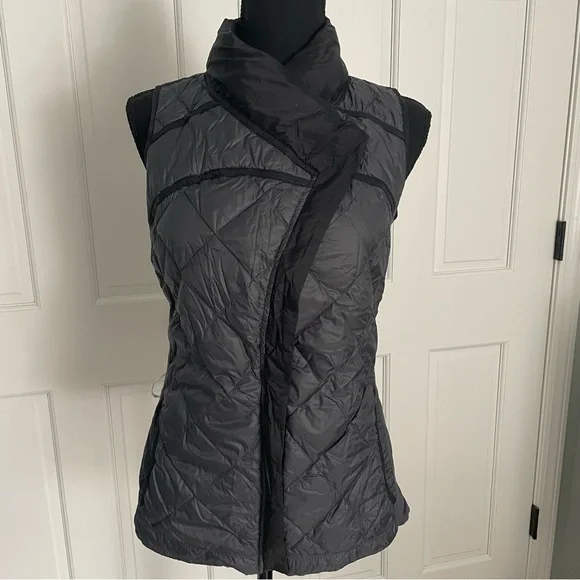 lululemon athletica black/gray down reversible vest size 6 - Picture 6 of 9